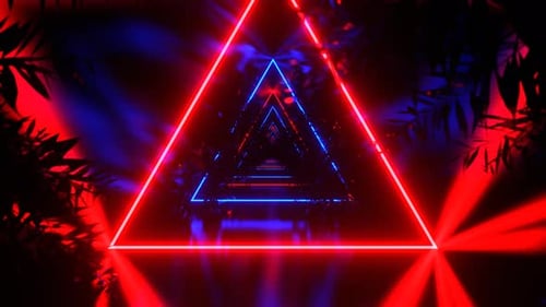 Tiefblauer und roter Neon-Dreieckstunnel mit Baumzweigen im Hintergrund, VJ Loop in 4K