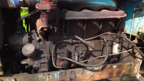 Soviet tractor engine
