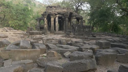 Anciens temples hindous du Maharashtra, Inde