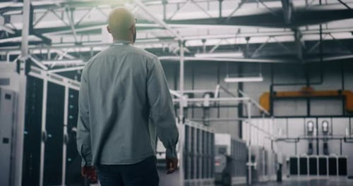 Security Oversight Data Center Specialist Monitoring Access and Safety