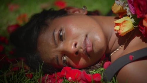 Experimente a beleza serena encontrada em meio ao esplendor floral das maravilhas da natureza