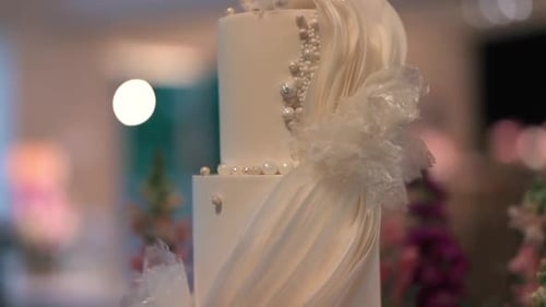 Elegant Wedding Cake with Pearl Details