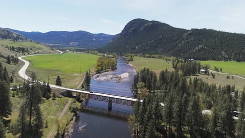 Explore a pitoresca Rodovia 3 em BC