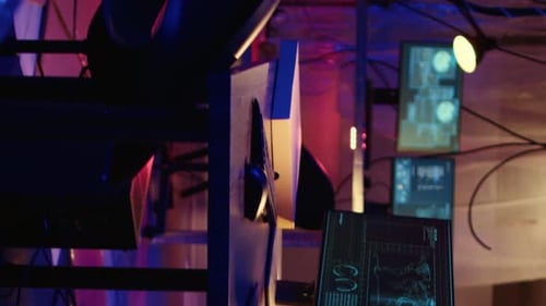 Vertical Video PC Software Interface in Hideout Place