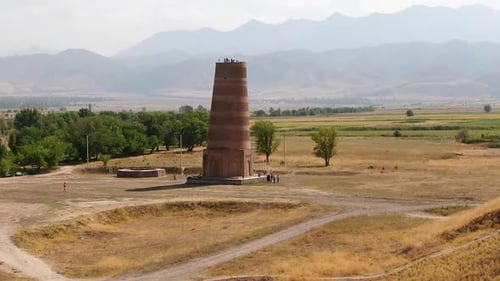 Tour Bunara au Kirghizistan