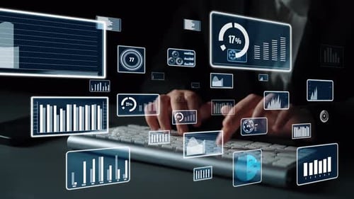 Hände, die auf der Tastatur tippen, umgeben von digitalen Grafiken und Datenvisualisierungen, die Technologie repräsentieren