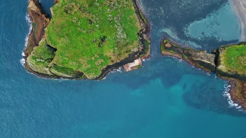Aerial Ocean Cliffs Coastline View Turquoise Ocean Washing Serene Seashore