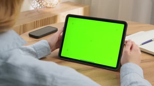 Person Swipe Click Touch Tap Press Green Screen on Tablet Use Digital Pad