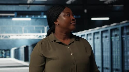 Supervisor in Data Center Overseeing Large Scale IT Equipment