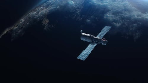 Ein künstlicher Erdsatellit, der den Planeten umkreist, fliegt im Weltraum davon. Konzept
