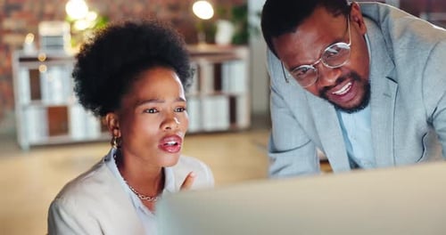 Confused business people, team and talking at computer for deadline, solution