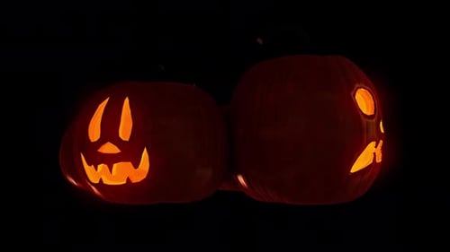Glowing Jack-o'-Lanterns Rotate for Halloween Celebration