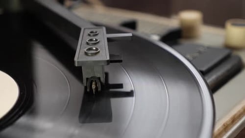 126. Vinyl player. Needle player close up. Retro vinyl record player.