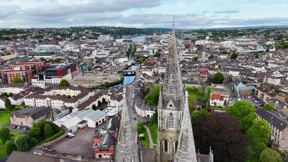 Vista con un Zumbido de Cork, una ciudad histórica de Irlanda ...