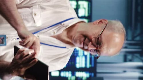 Vertical Senescent Employee Optimizes Data Center
