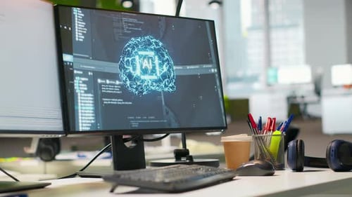 Pantalla de PC en el escritorio de la oficina de inicio que muestra el Código de Inteligencia Artificial