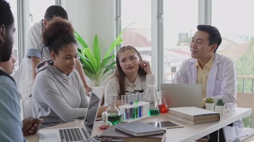 Science Class Collaboration with Teacher and Students