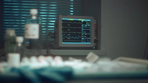 Hospital Heart Rate Monitor Showing Pulse Pressure Data in Modern Clinic Ward