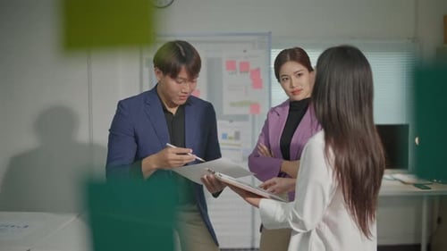 Group of teamwork businessman working and brainstorming in office