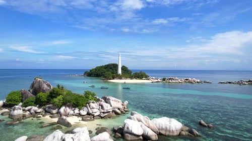 Ilha Lengkuas Belitung com farol no mar Ilha Belitung
