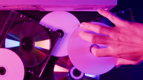 Using CD Circle Disk Closeup