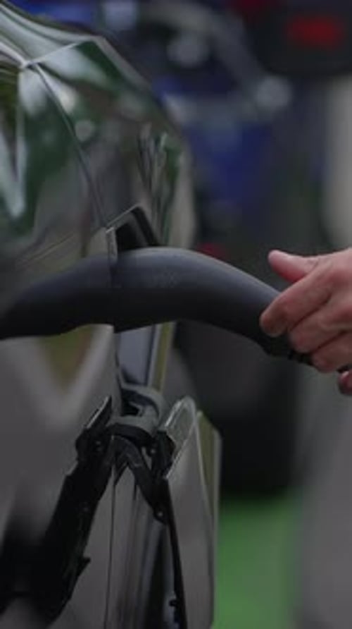 Electric Vehicle Charging Cable Disconnected