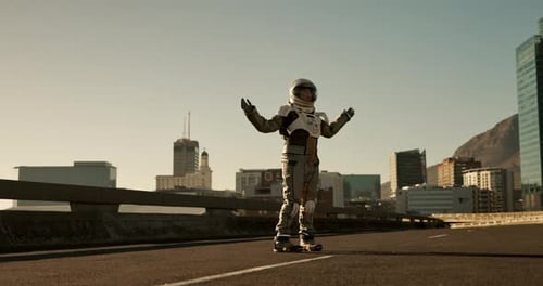 L'espace, les voyages et la perte d'un astronaute en ville avec une future dystopie, une autoroute et une découverte de la planète