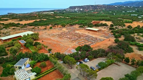 Capturer les ruines du Megaron des Königs en Grèce depuis le ciel