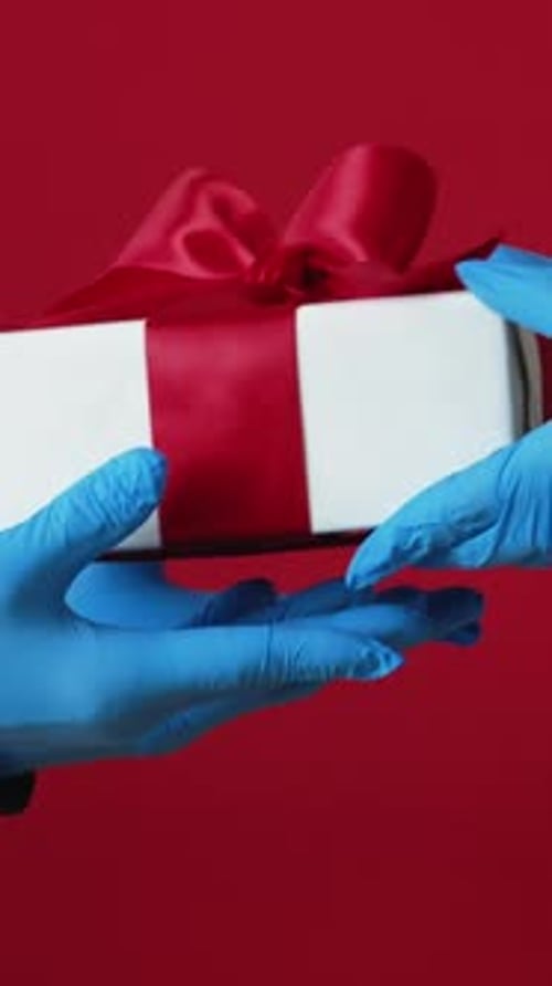 Vertical Handing Presents Epidemic Gifts Set Hands