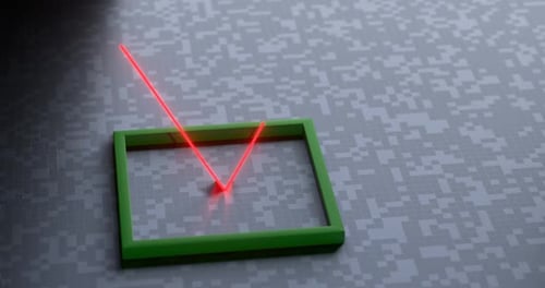 Uma marca de seleção é desenhada na caixa de seleção verde