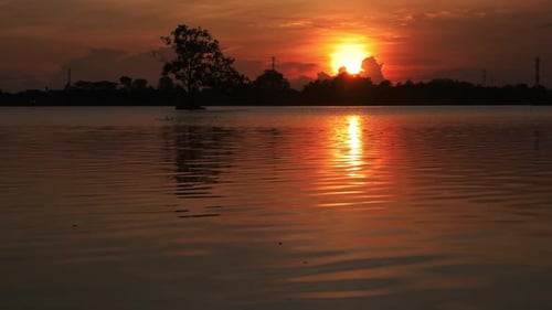 4K atmosphere or sunset on the lake