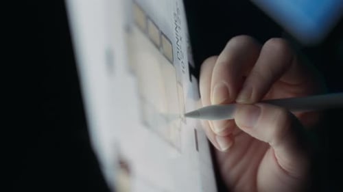 Stylus Drawing Diagram on Digital Tablet Screen