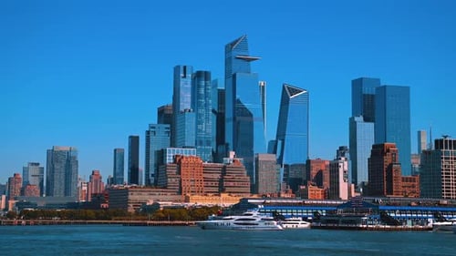 Boats stand at the pier of the East River.