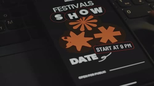 Evento, espectáculo, fecha dedicada a festivales de música, presentación gráfica en la pantalla del teléfono inteligente, mano masculina