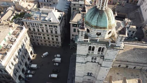 details of SanLlorenzo church in Genoa