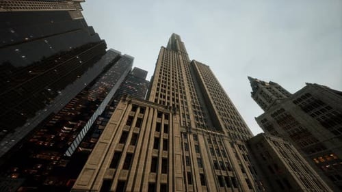 Direkter Blick auf die Skyline des Financial District