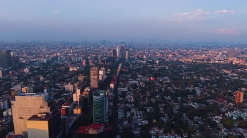 Sunset drone footage over Avenida Insurgentes in Mexico City