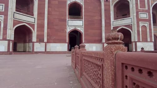 Moving shot of Humayun's tomb architecture view. Humayun tomb, Delhi, India
