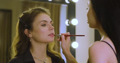 Make Up Artist Work in Her Beauty Visage Studio Salon