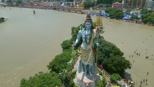 Vidéo du drone Haridwar 4k HAR KI PAURI, Vue par drone de Har ki Pauri Haridwar, vidéo Haridwar, Mata Mans