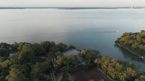 Fleuve Paraná, Misiones, Posadas, Argentine.