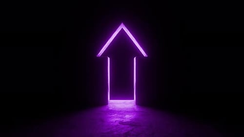 Porta de seta roxa brilhante que se abre em um fundo escuro
