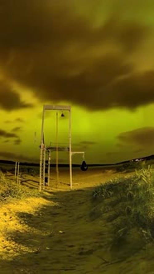 Les aurores boréales apparaissent au Beach Gym, dans le comté de Portnoo, dans le Donegal