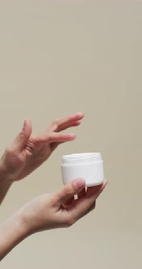 Fair Hand Cream in Jar