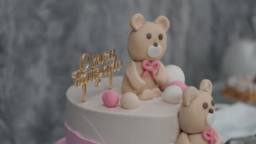 Sweet Teddy Bear Cake for Baby Shower Celebration
