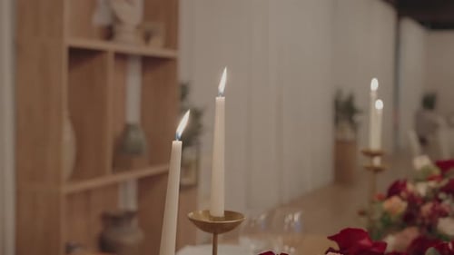 Candles and Roses for Wedding Decorations
