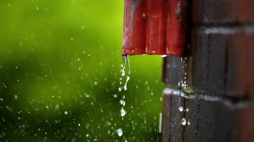 Rain Gutter - 4K