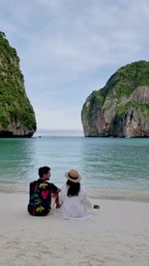 Relaxing Couples Retreat By the Serene Beach in Koh Phi Phi Thailand