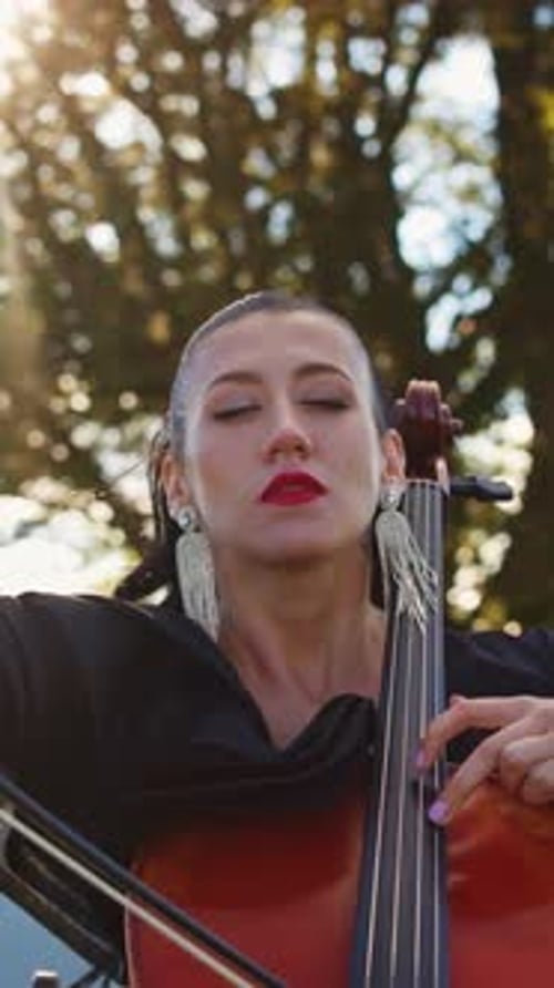 Soulful profound music performance by a female musician.