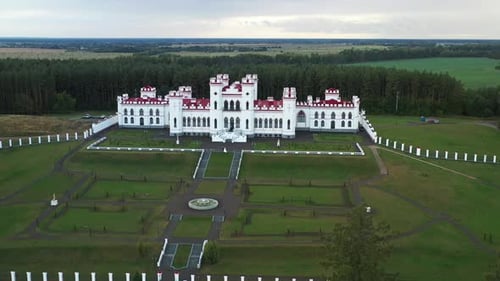 The Puslovsky Palace